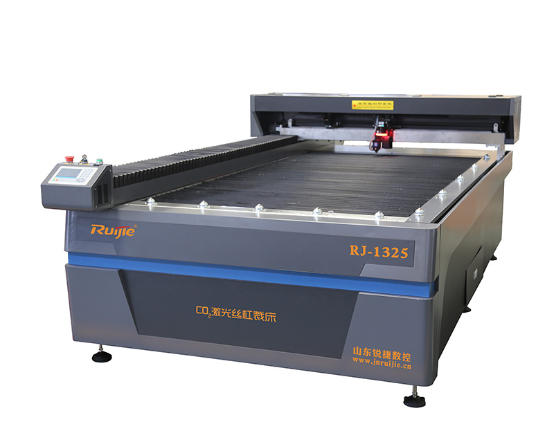 激光切割機金屬門窗新利器